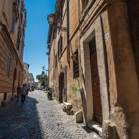 Maison Del Colosseo * Rome